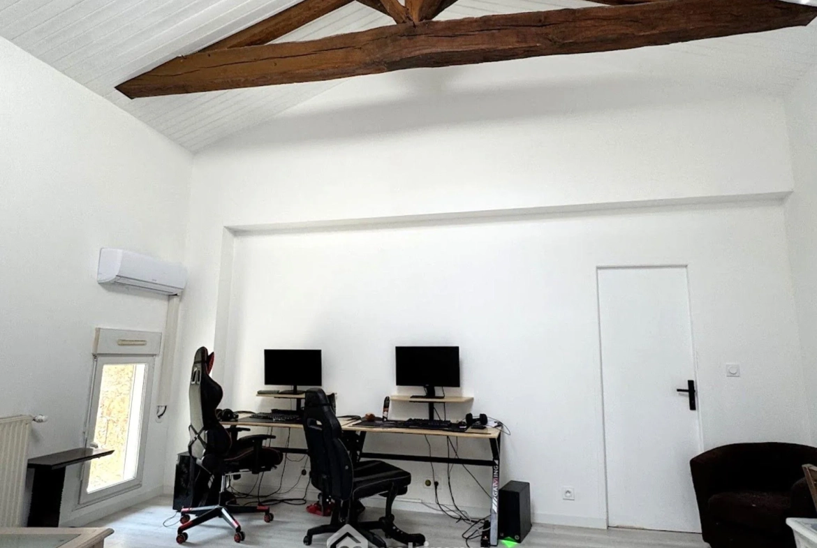 Maison familiale 180 m² à Saint Amand sur Sèvre avec jardin et potentiel touristique 