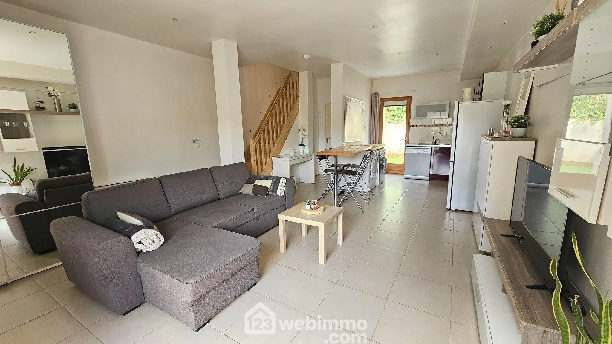 Charmante maison de 66 m² avec terrasses et jardin à Arbonne-la-Forêt 