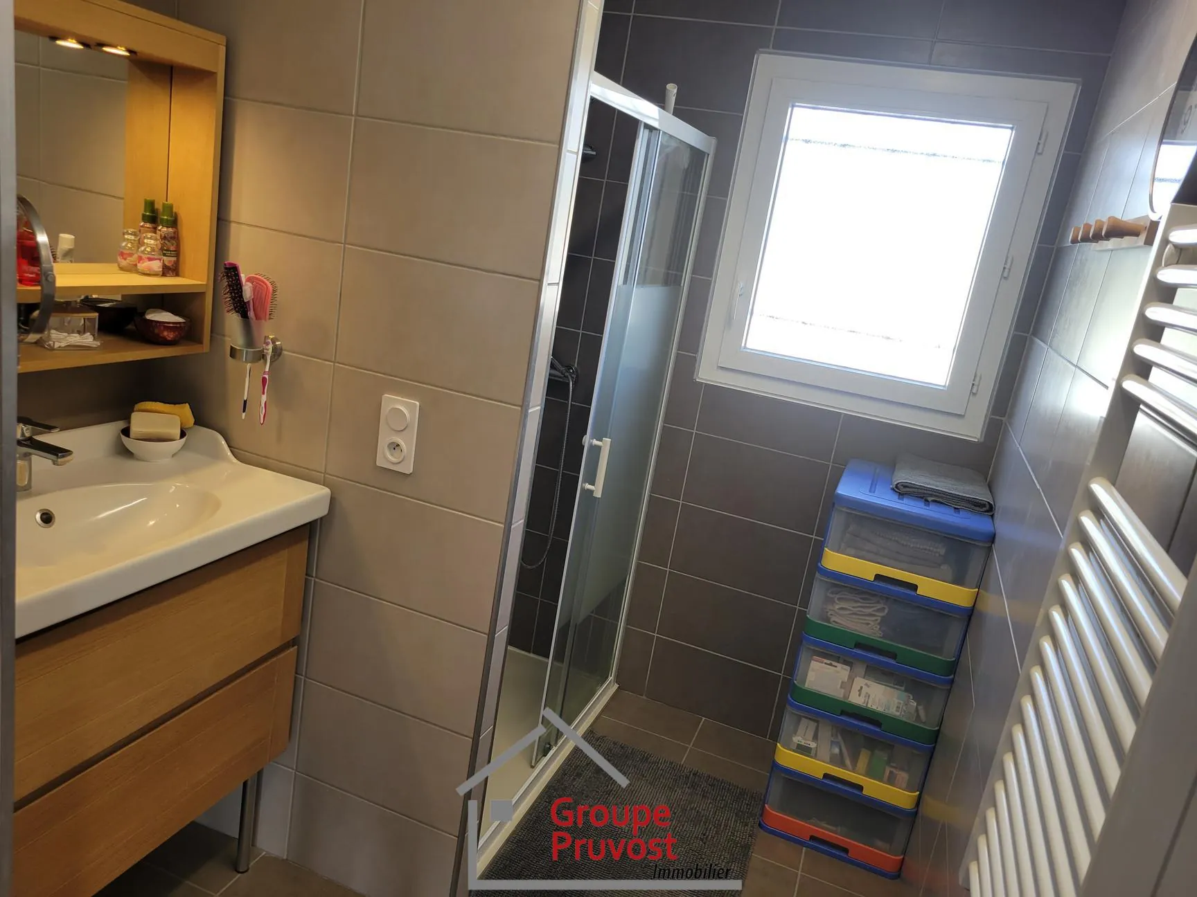 Villa récente à Ouches avec piscine, panneaux solaires et prestations performantes - 77 m² 