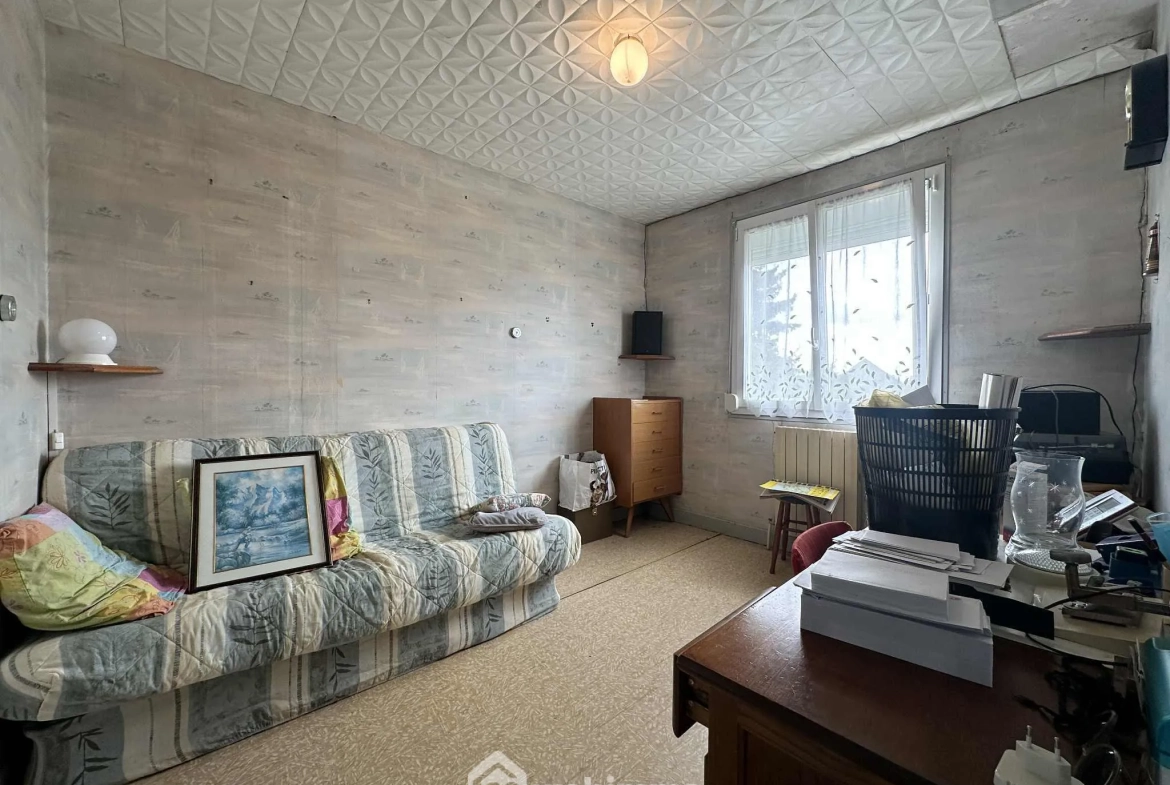Pavillon de 71 m² avec grand terrain à Couvron-et-Aumencourt 