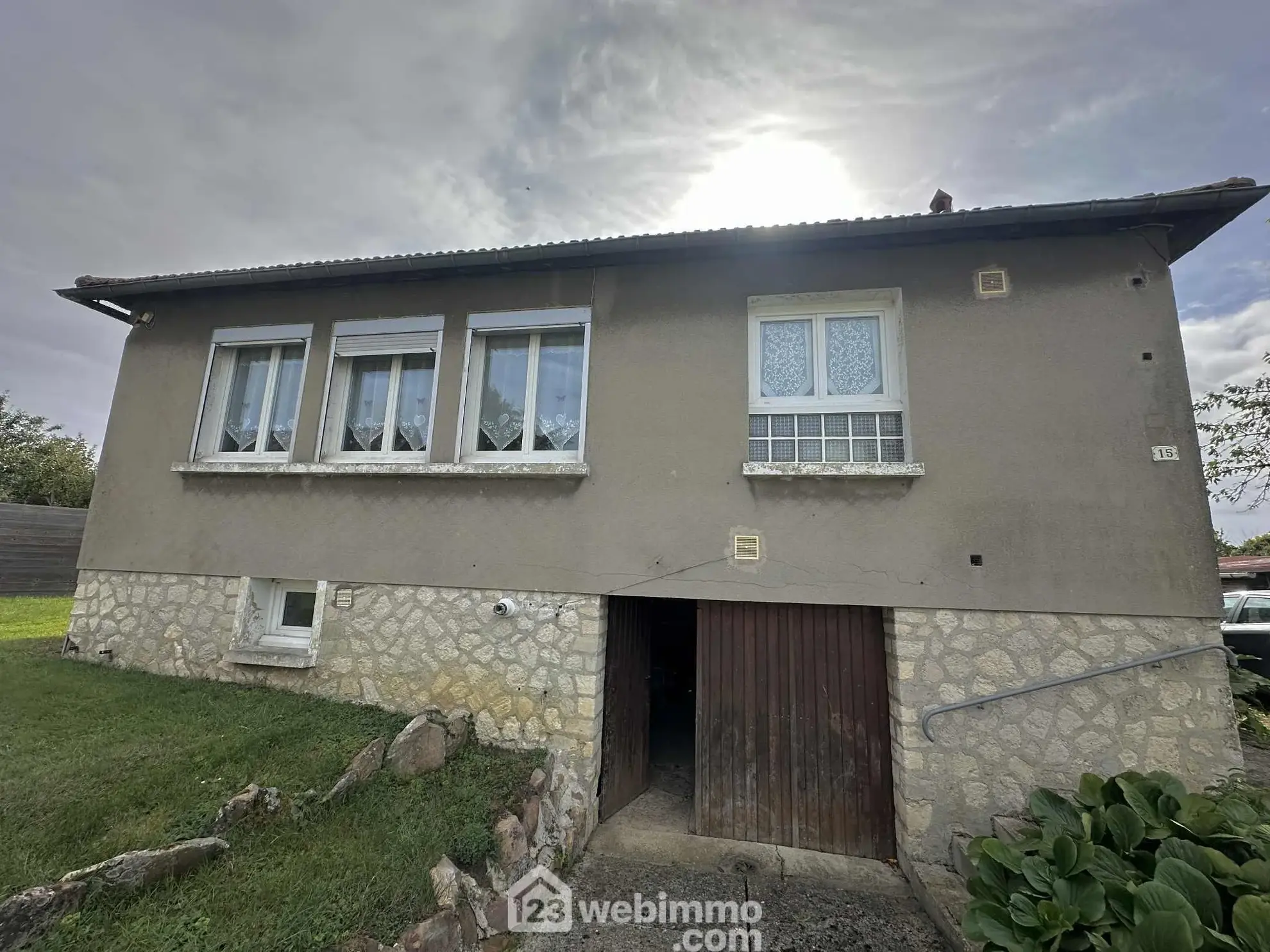 Pavillon de 71 m² avec grand terrain à Couvron-et-Aumencourt 