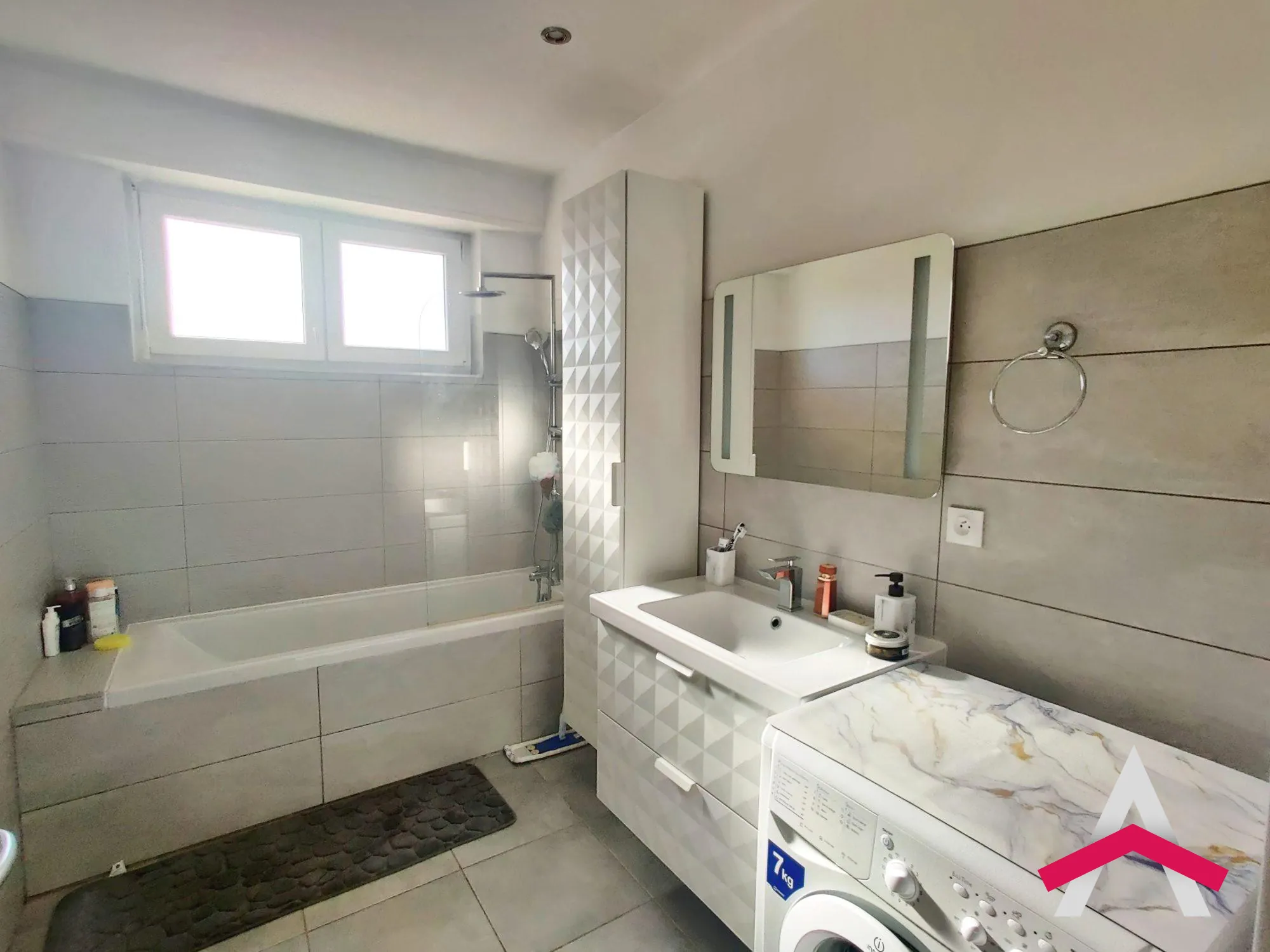 Appartement à vendre à Kingersheim - 4 pièces, 90,66 m², cave et garage 