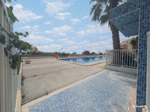 Investissement immobilier : Lot de 2 studios avec piscine et parking à Le Barcarès