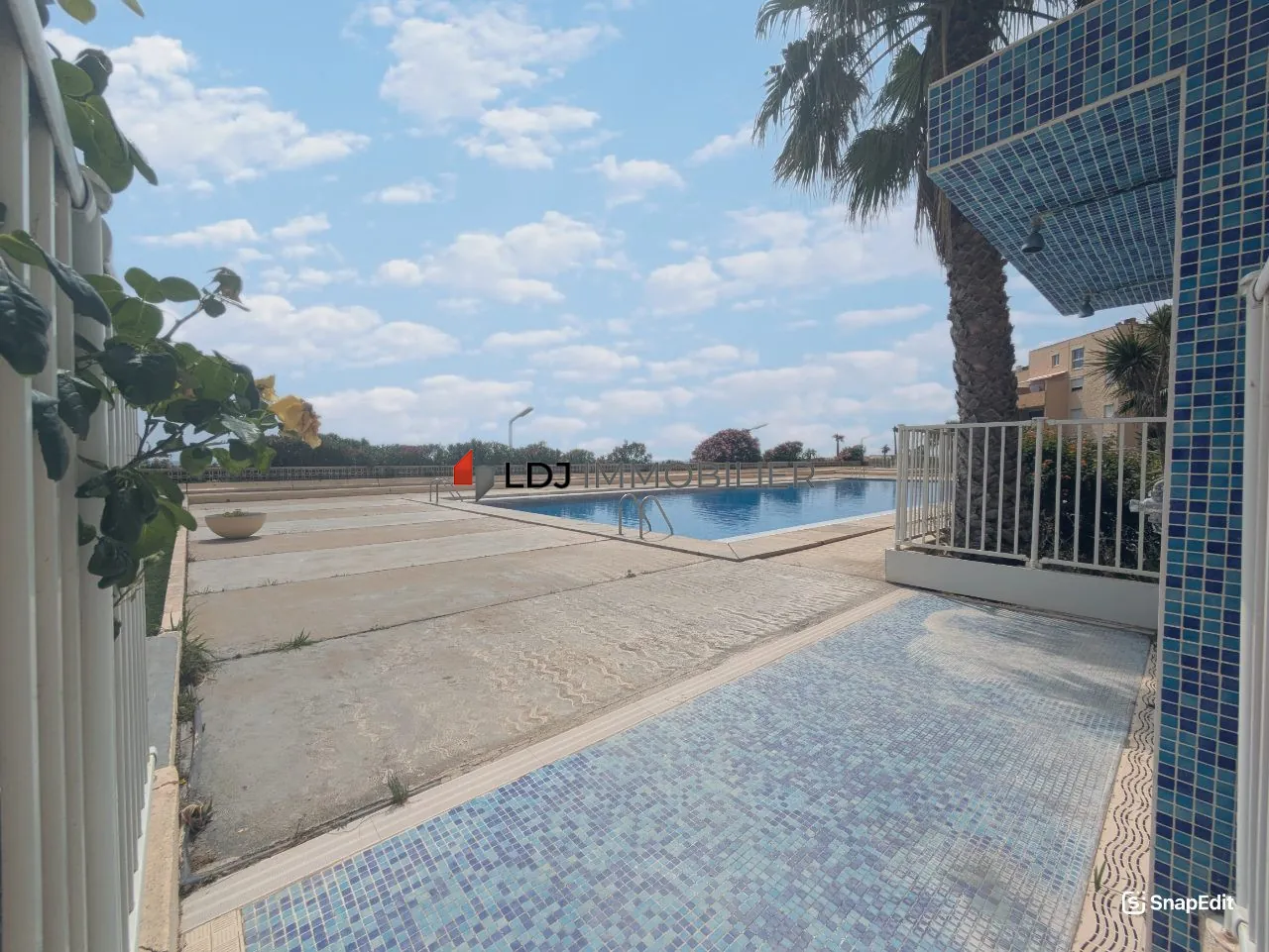 Investissement immobilier : Lot de 2 studios avec piscine et parking à Le Barcarès 