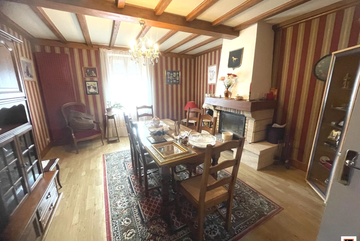 Maison individuelle à vendre à La Monnerie-le-Montel avec dépendance et jardin clos 