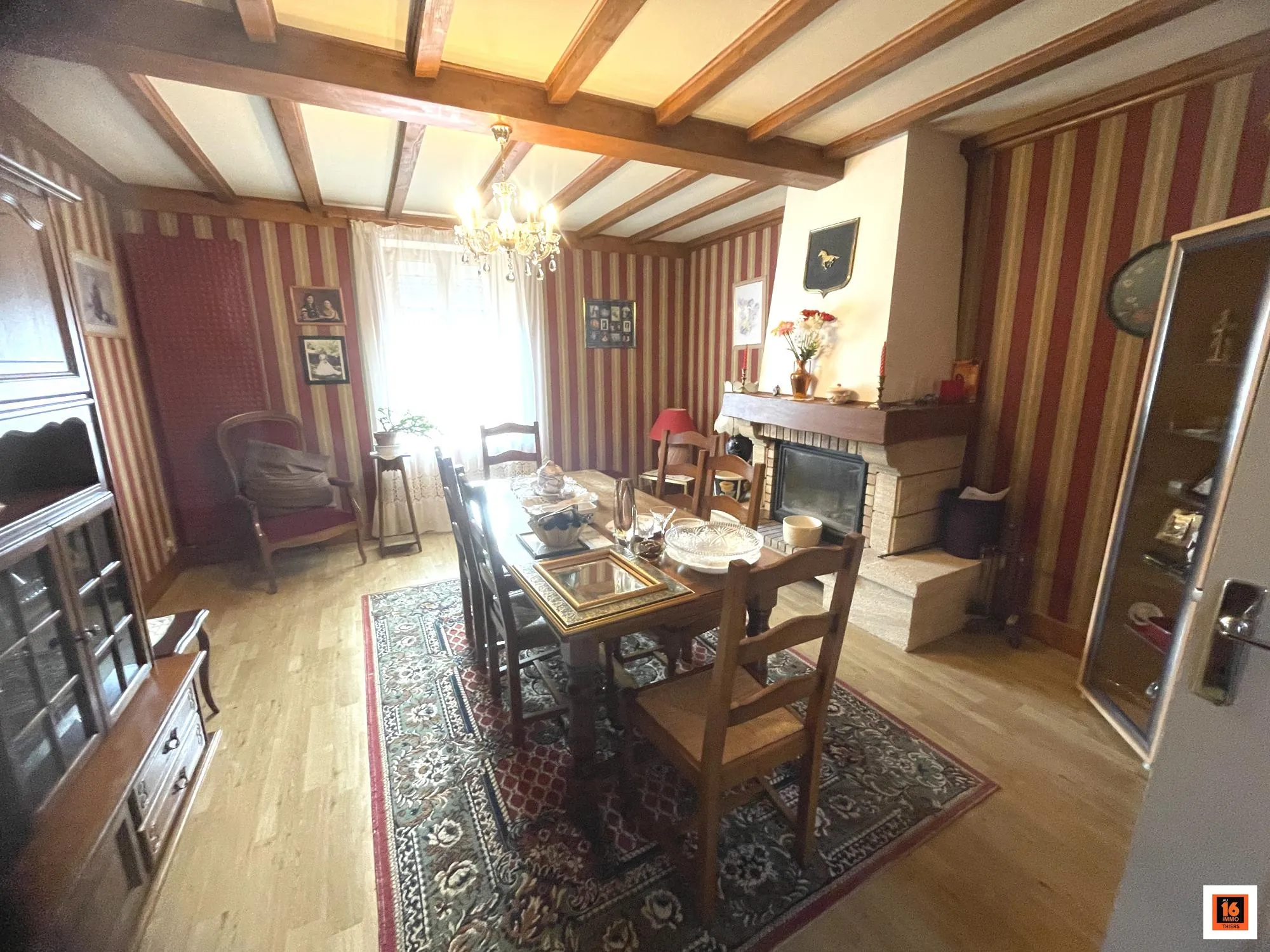 Maison individuelle à vendre à La Monnerie-le-Montel avec dépendance et jardin clos 