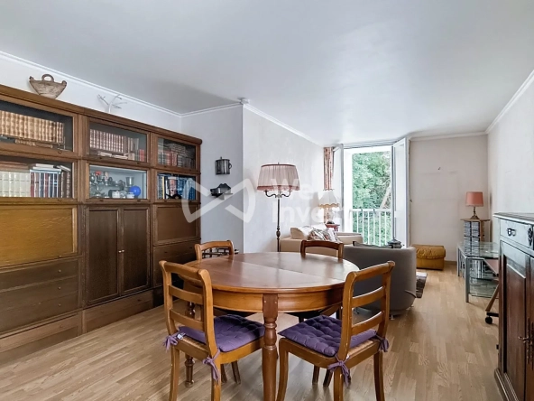 Appartement T3 avec balcon et parking à Roissy-en-Brie