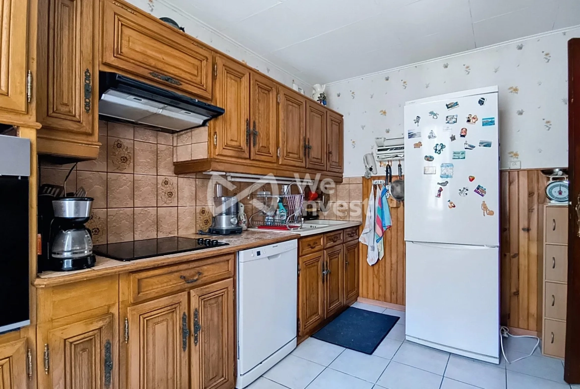 Appartement T3 avec balcon et parking à Roissy-en-Brie 