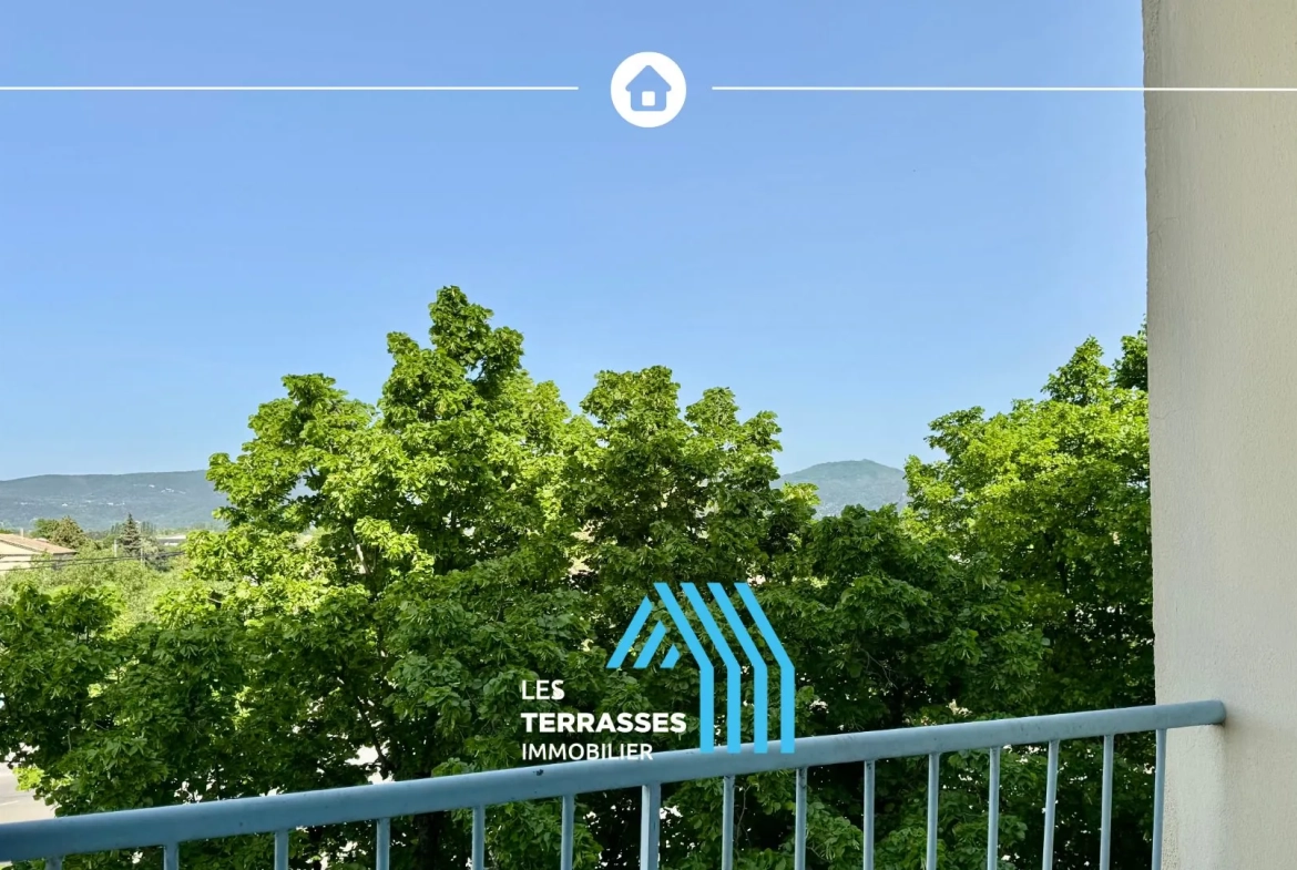 Appartement T3 rénové avec terrasse et cave à Montélimar 