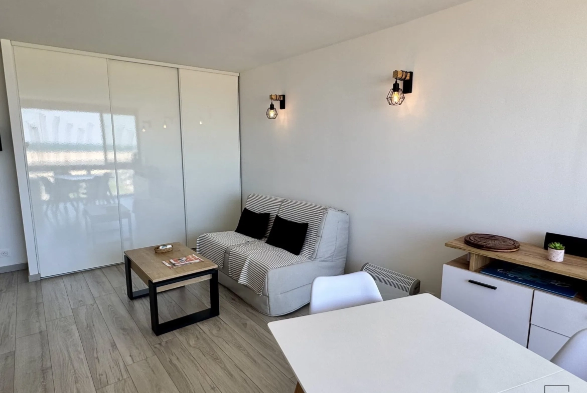Appartement 2 pièces avec Vue Panoramique sur la Mer à Narbonne-Plage 