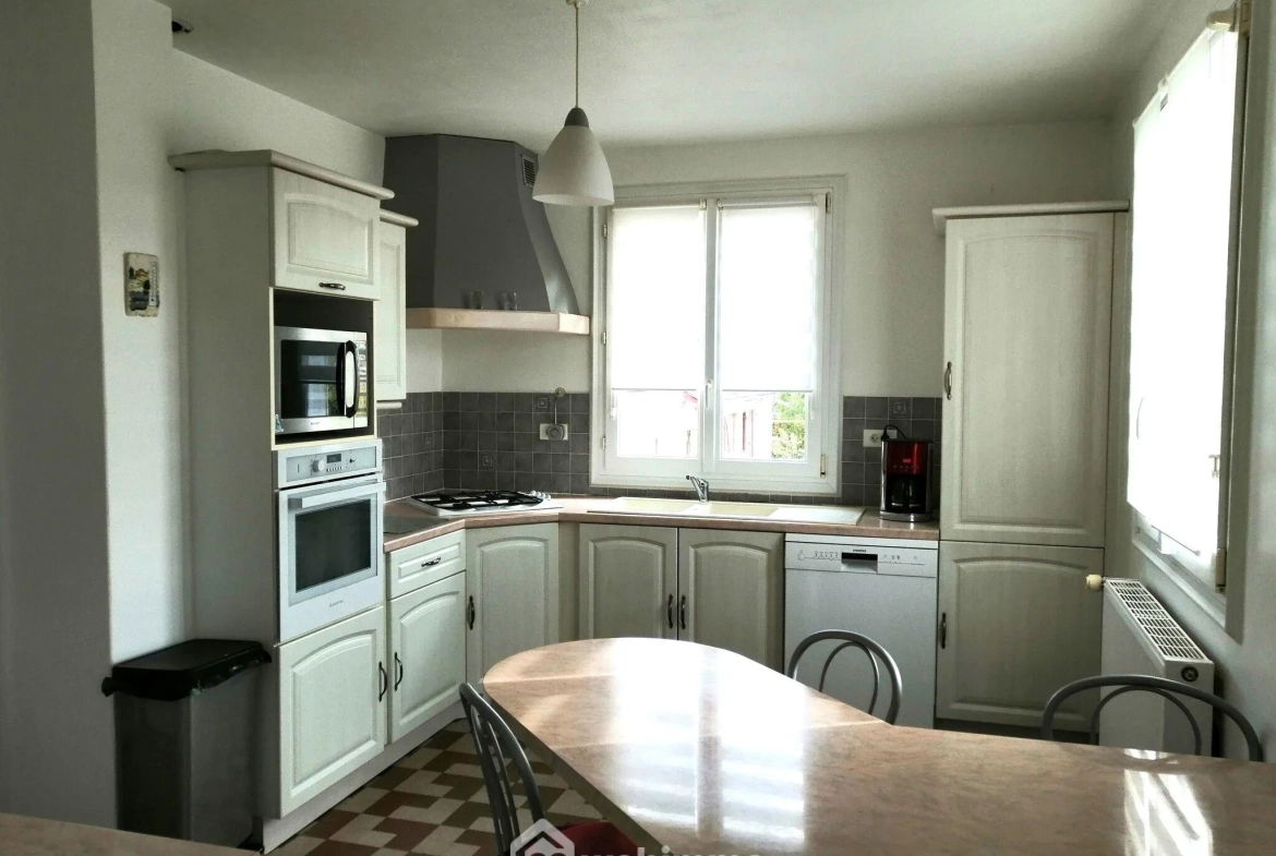 Maison individuelle de 73m² avec grand terrain à Pargny-Filain 