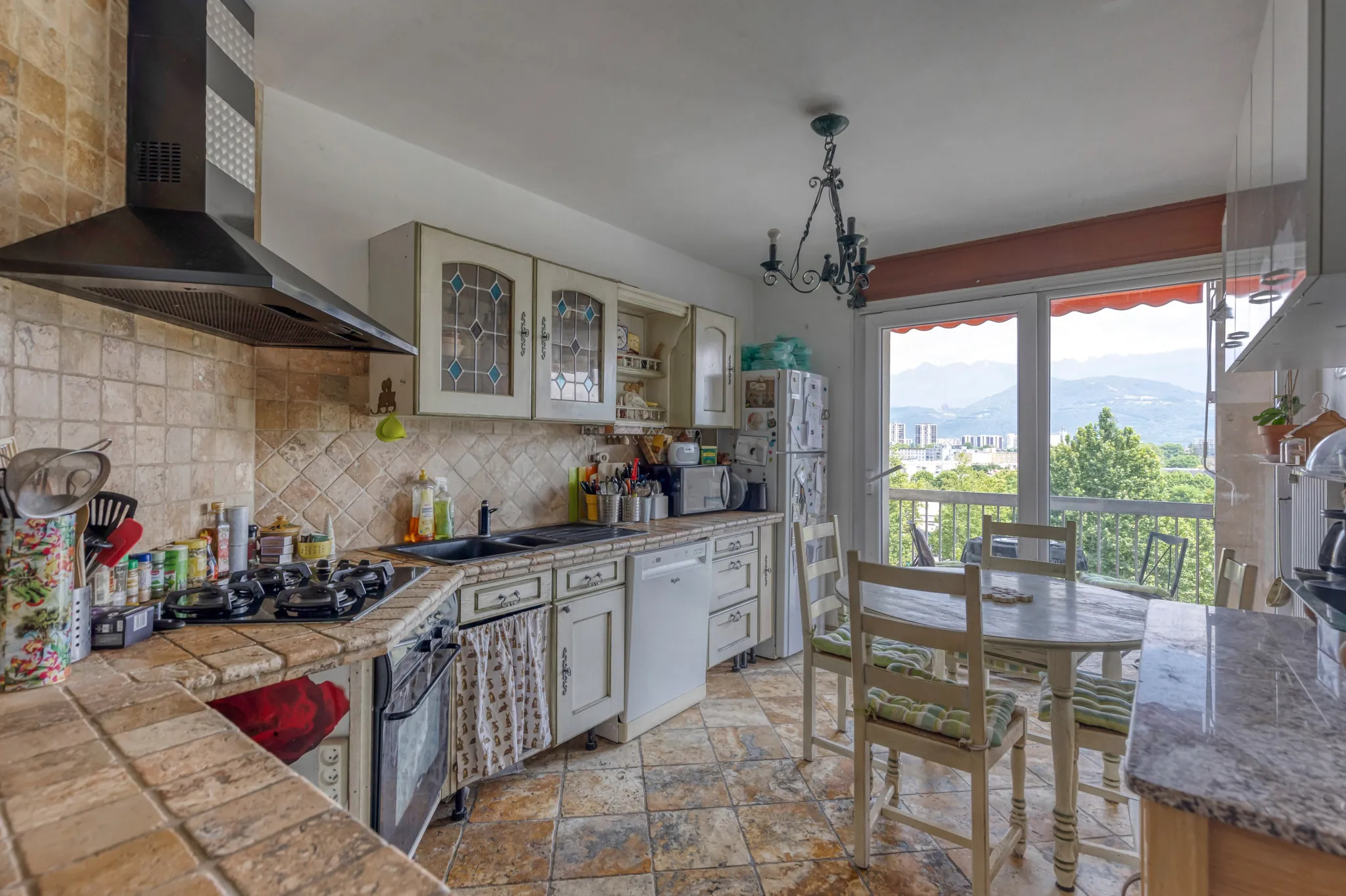 Bel appartement T5 avec garage et vue imprenable à Grenoble 