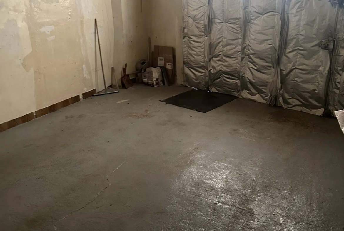 Maison de ville avec cave voûtée et garage à Bar-le-Duc - Investissement ou résidence 