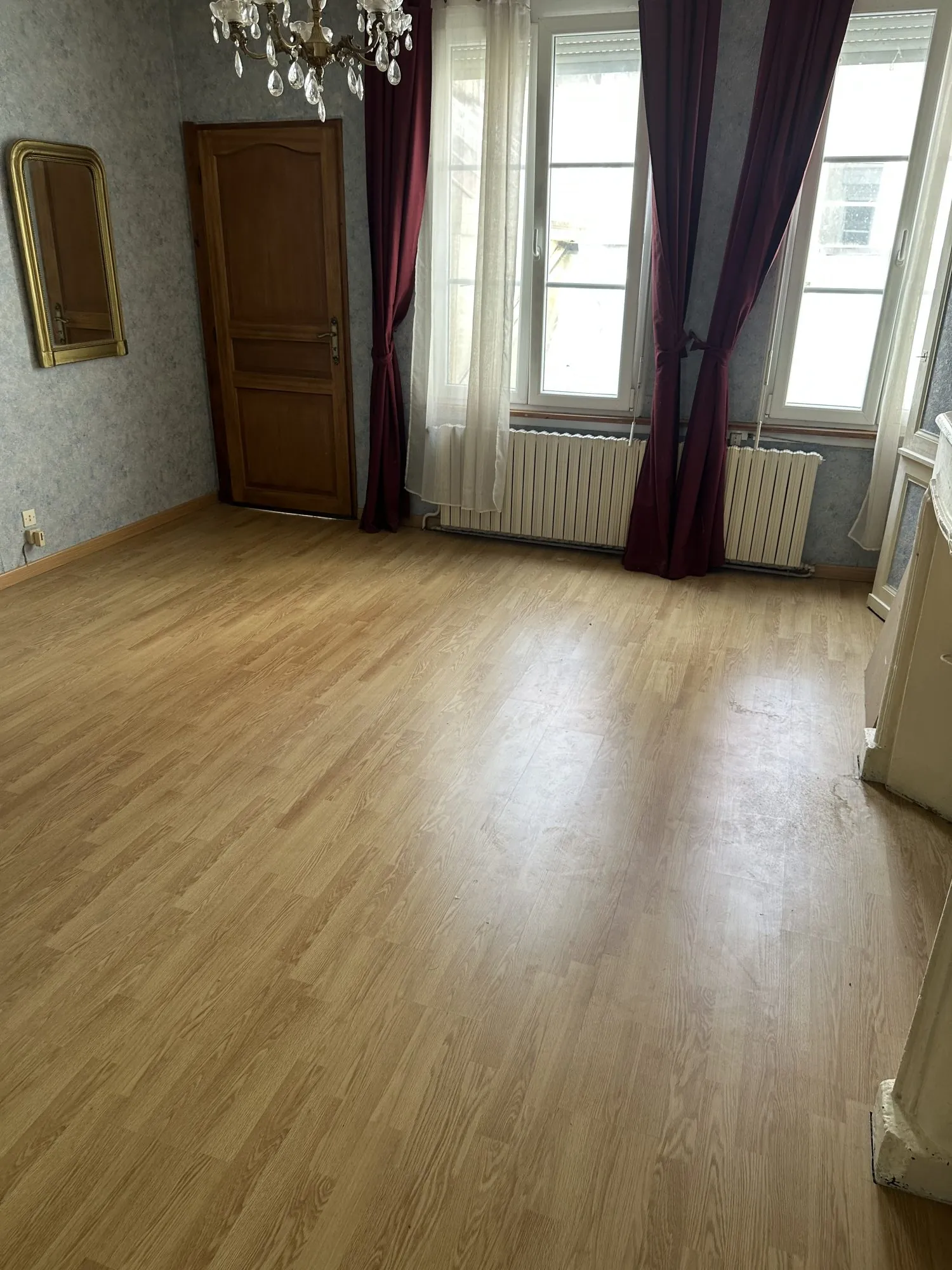 Maison de ville avec cave voûtée et garage à Bar-le-Duc - Investissement ou résidence 