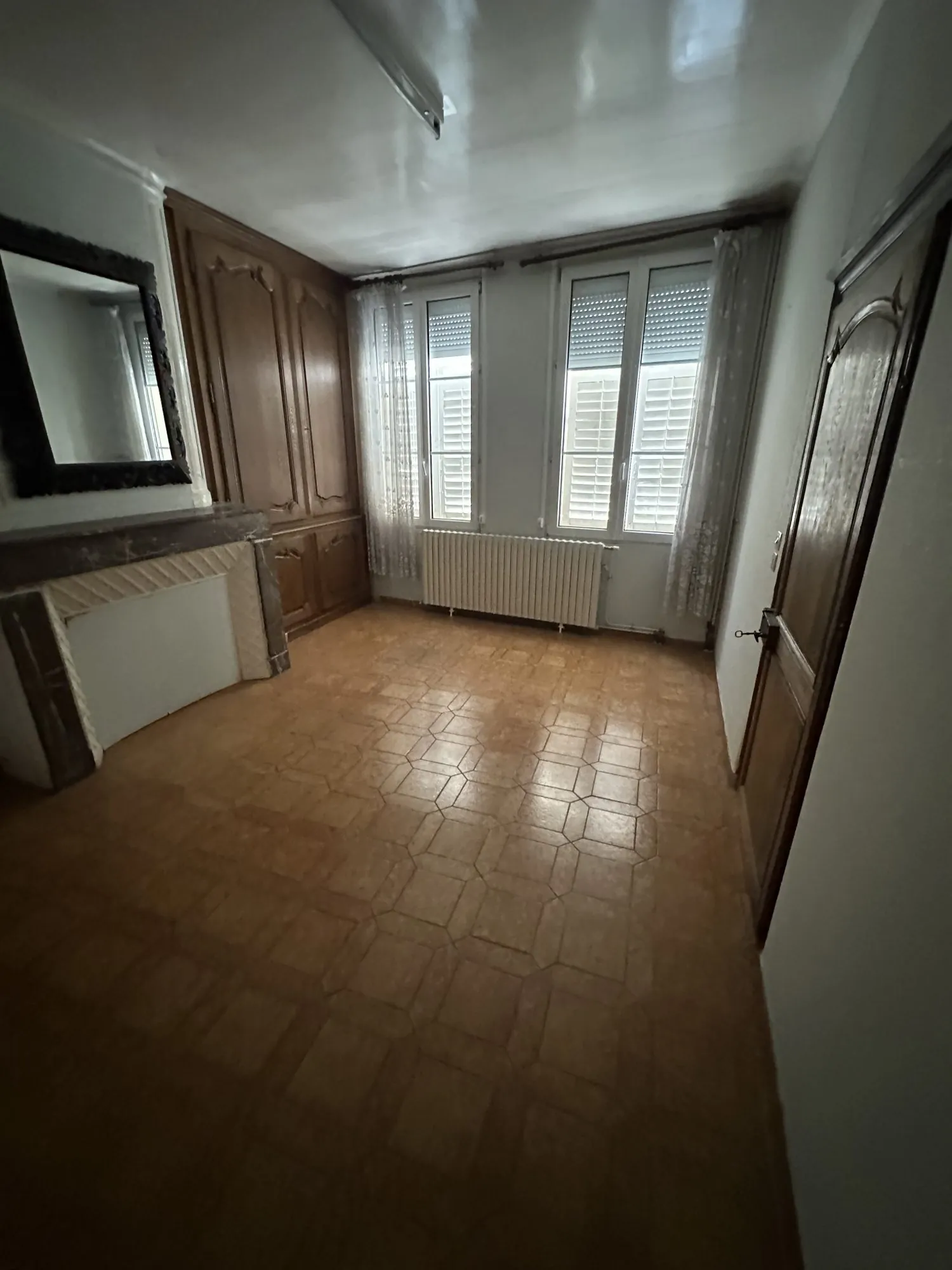Maison de ville avec cave voûtée et garage à Bar-le-Duc - Investissement ou résidence 