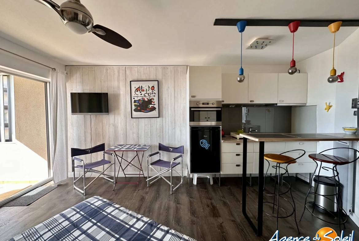 Studio rénové avec terrasse et vue mer à Canet Sud - Idéal investissement 