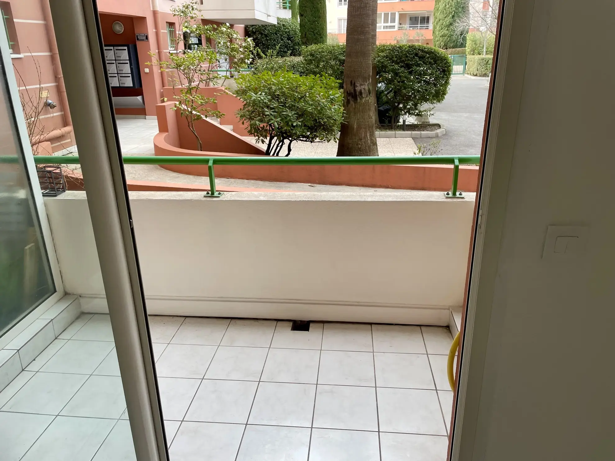Studio lumineux avec balcon et parking à Saint-Raphaël, Résidence Le Sambora 