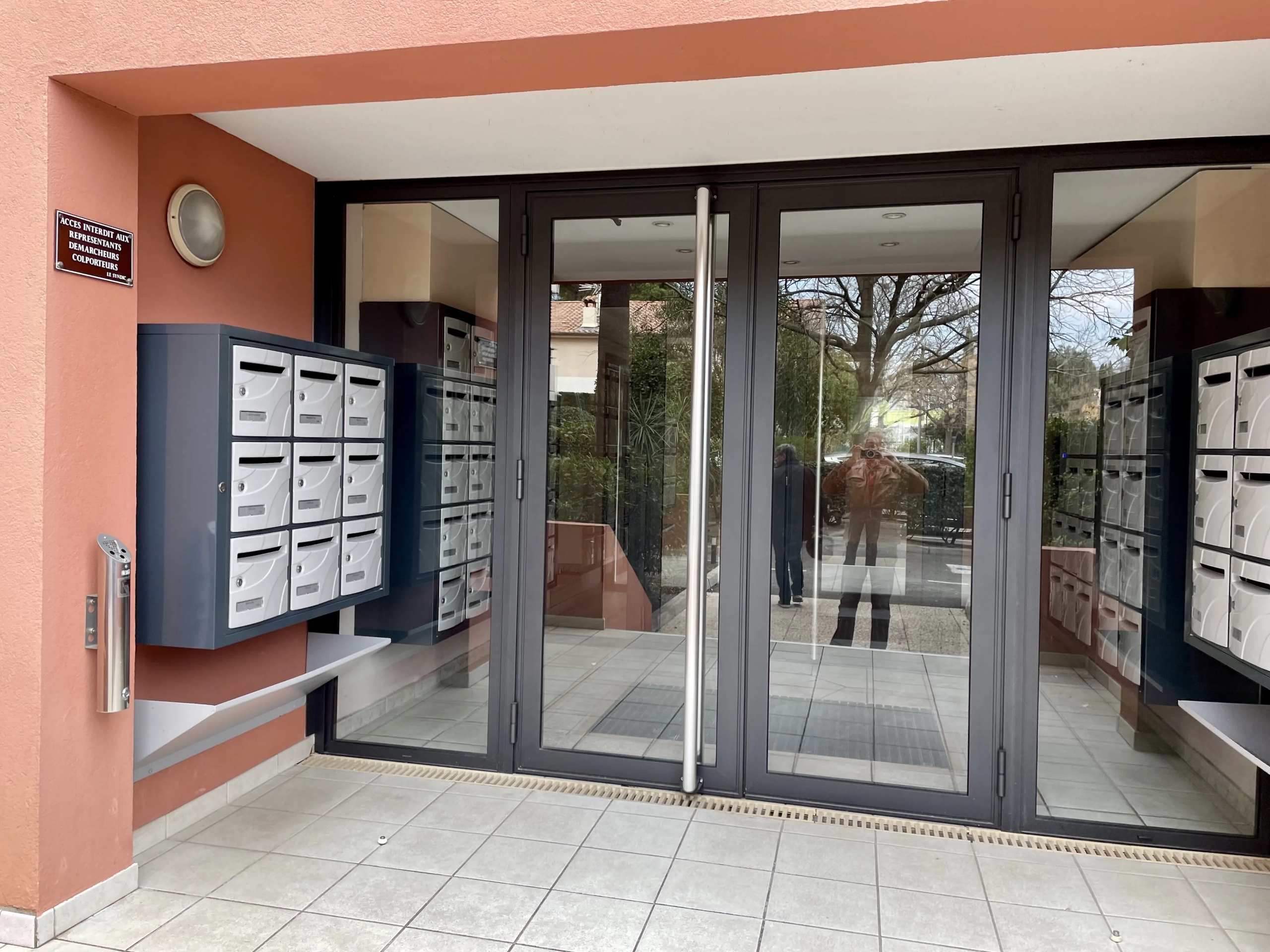 Studio lumineux avec balcon et parking à Saint-Raphaël, Résidence Le Sambora 