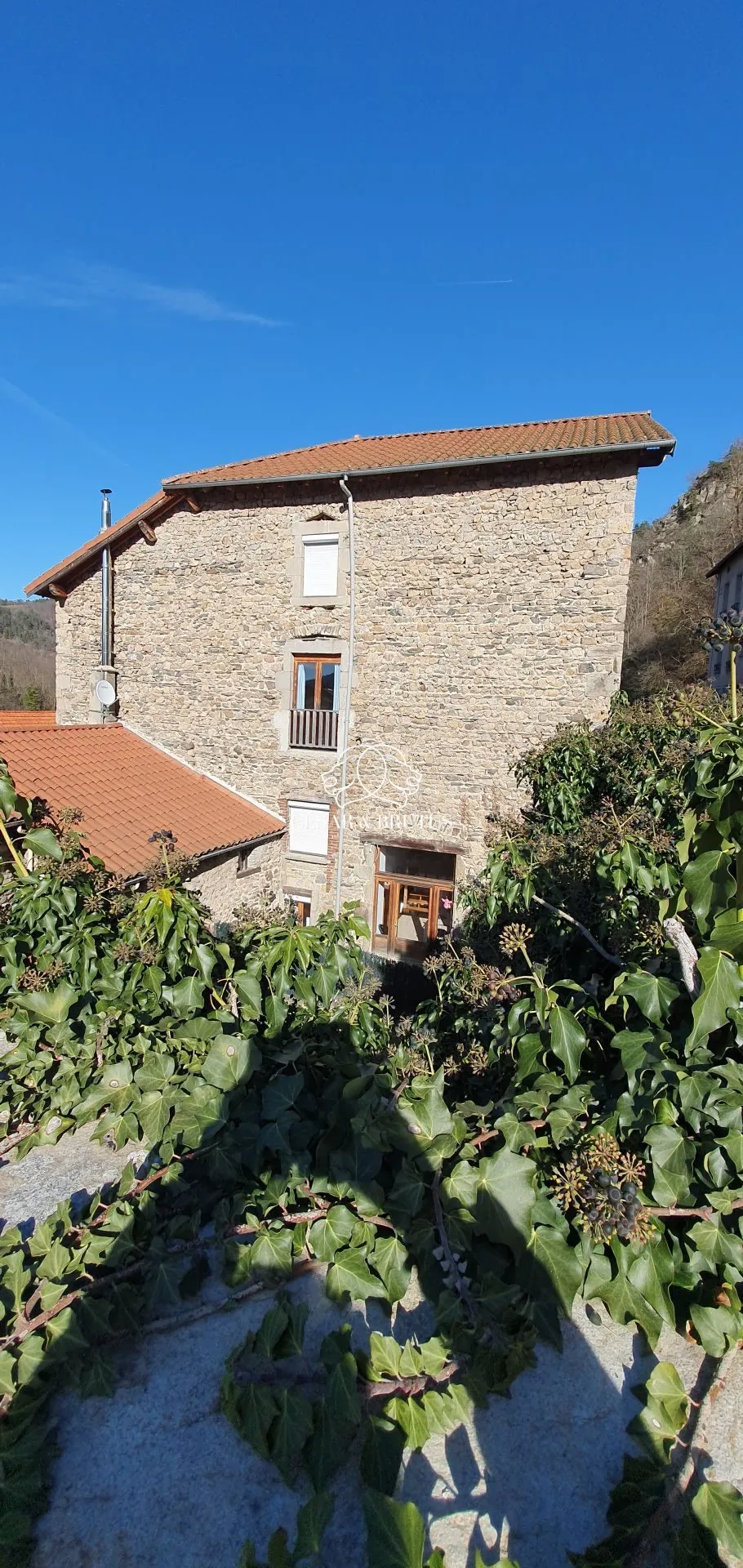 Immeuble de rapport rénové à Chamalières-sur-Loire – 3 appartements loués 