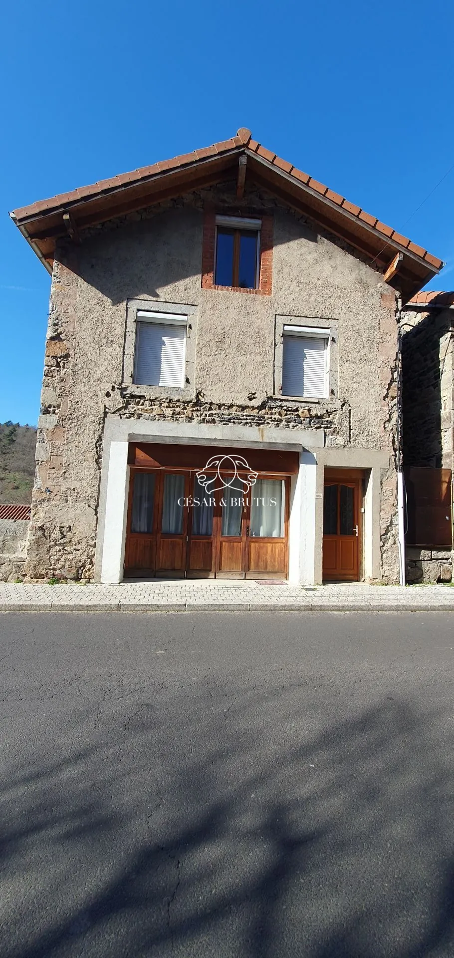 Immeuble de rapport rénové à Chamalières-sur-Loire – 3 appartements loués 