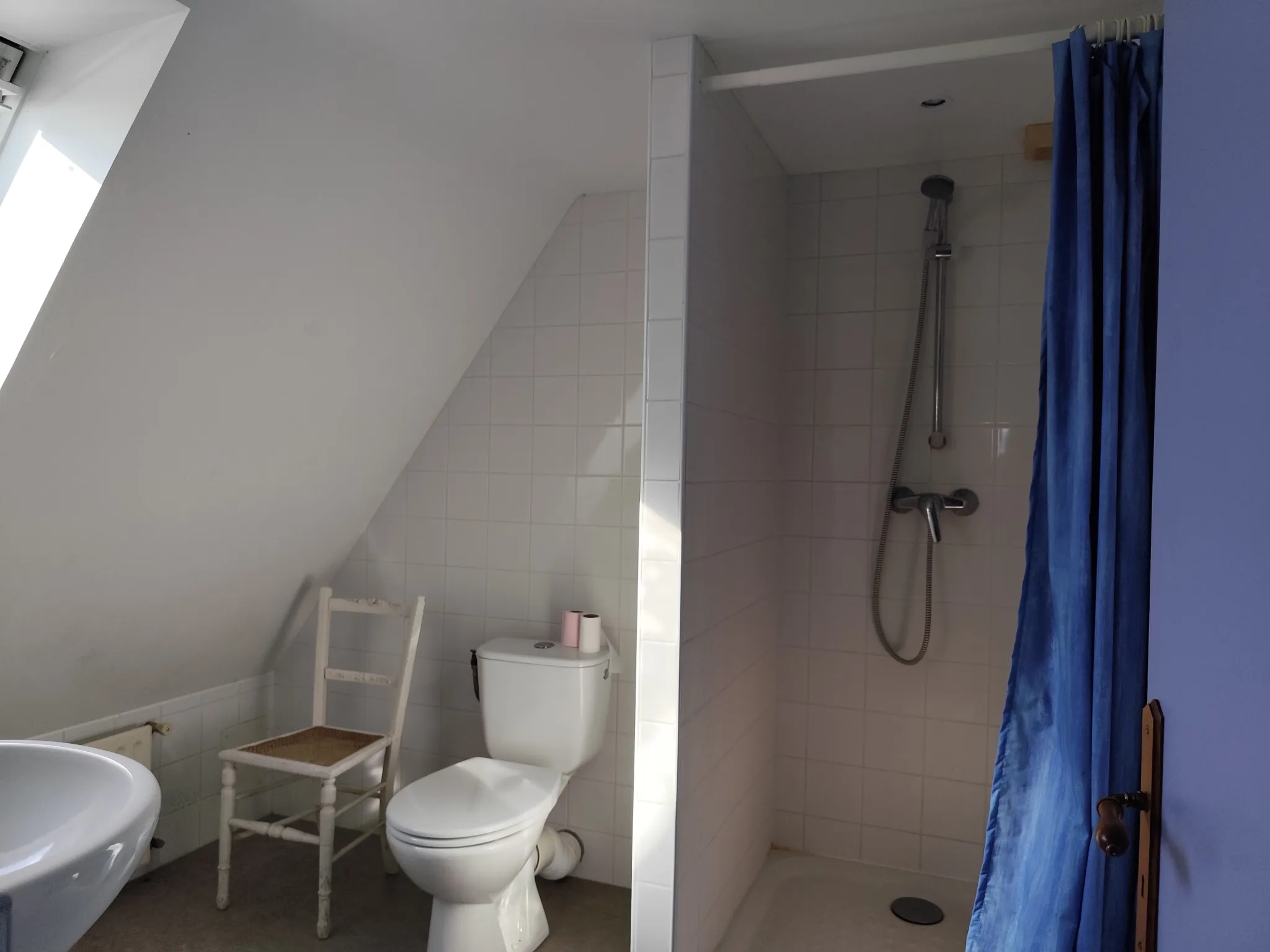 Maison en pierre pleine de charme à Estivals avec terrasses et dépendances 
