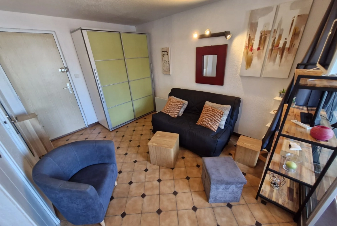 Studio cabine à vendre à Port Leucate proche plage avec parking privé 
