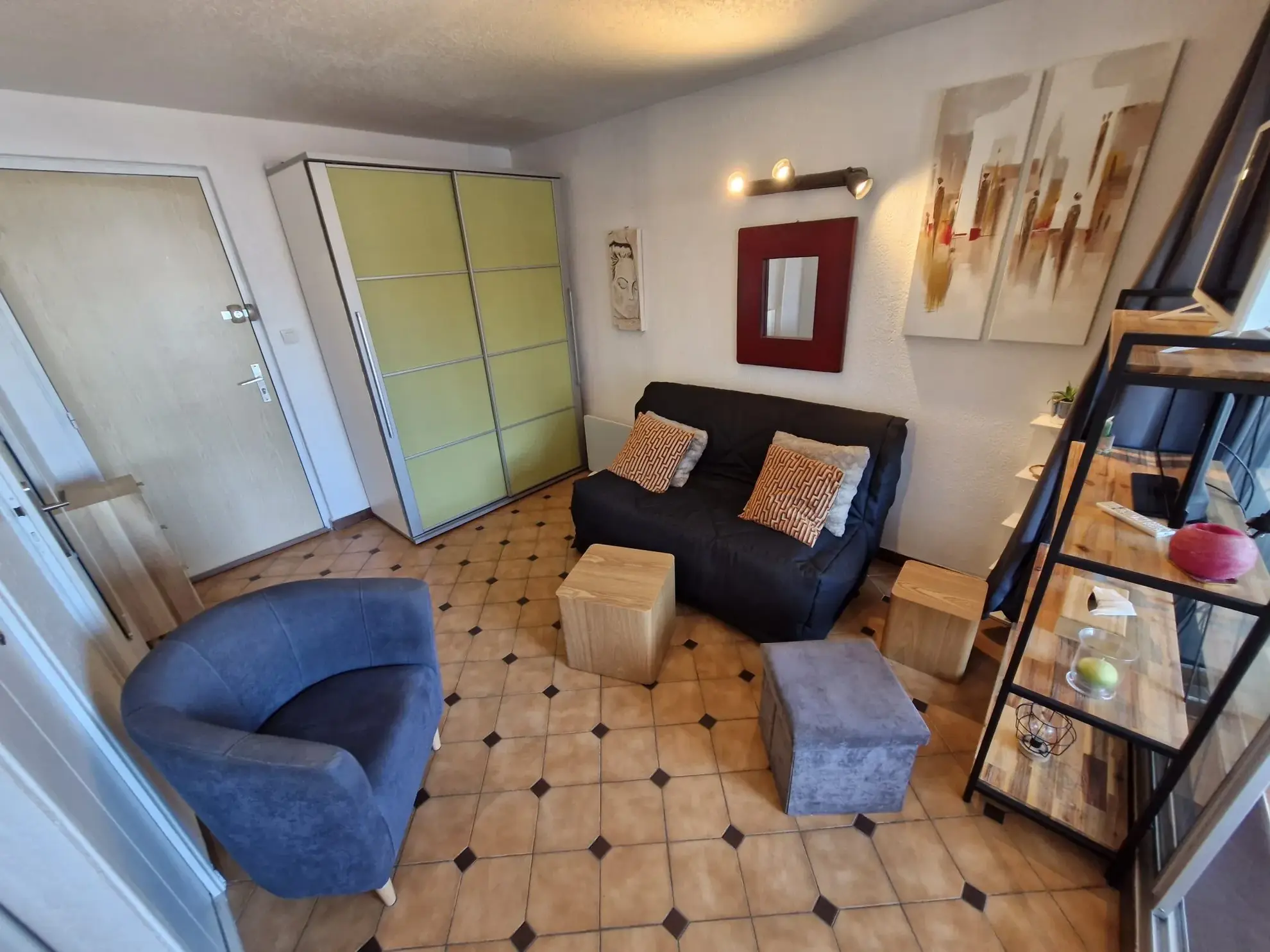 Studio cabine à vendre à Port Leucate proche plage avec parking privé 