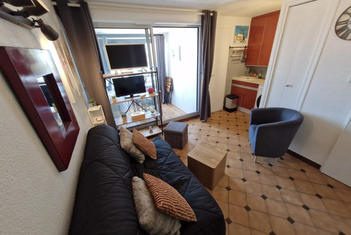 Studio cabine à vendre à Port Leucate proche plage avec parking privé 