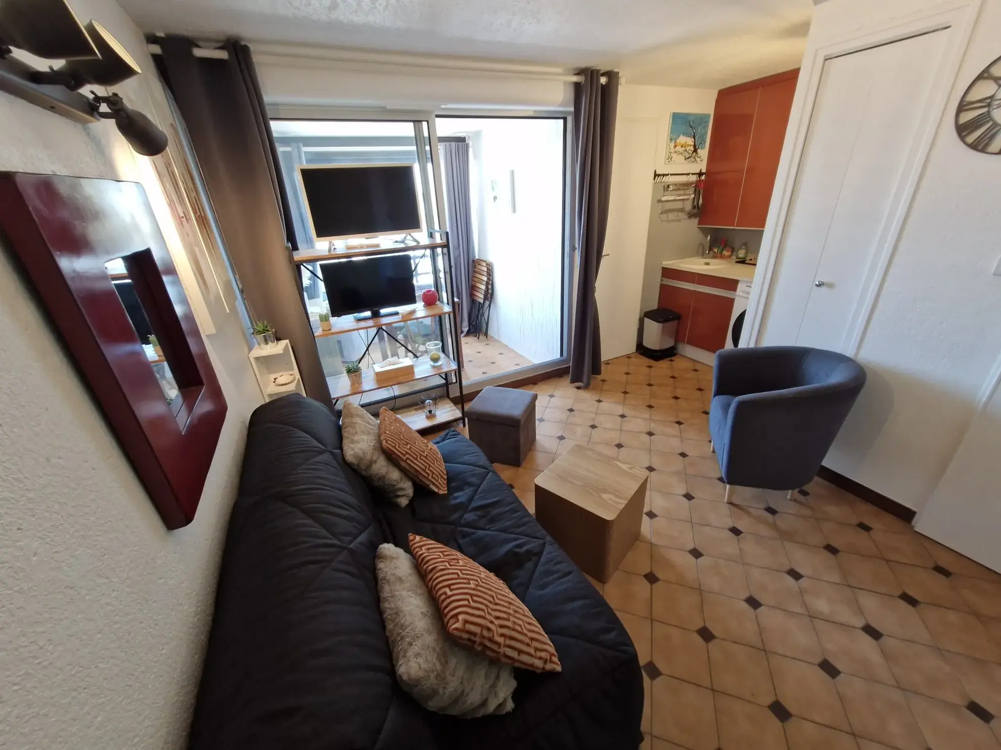 Studio cabine à vendre à Port Leucate proche plage avec parking privé 
