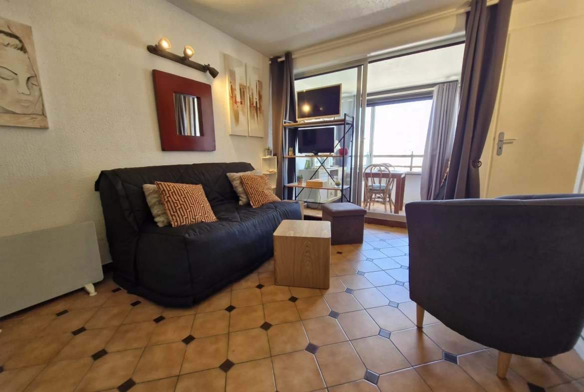 Studio cabine à vendre à Port Leucate proche plage avec parking privé 