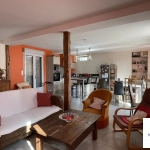 Maison à vendre à VILLEQUIERS avec garage et jardin - Charme du XIXe siècle
