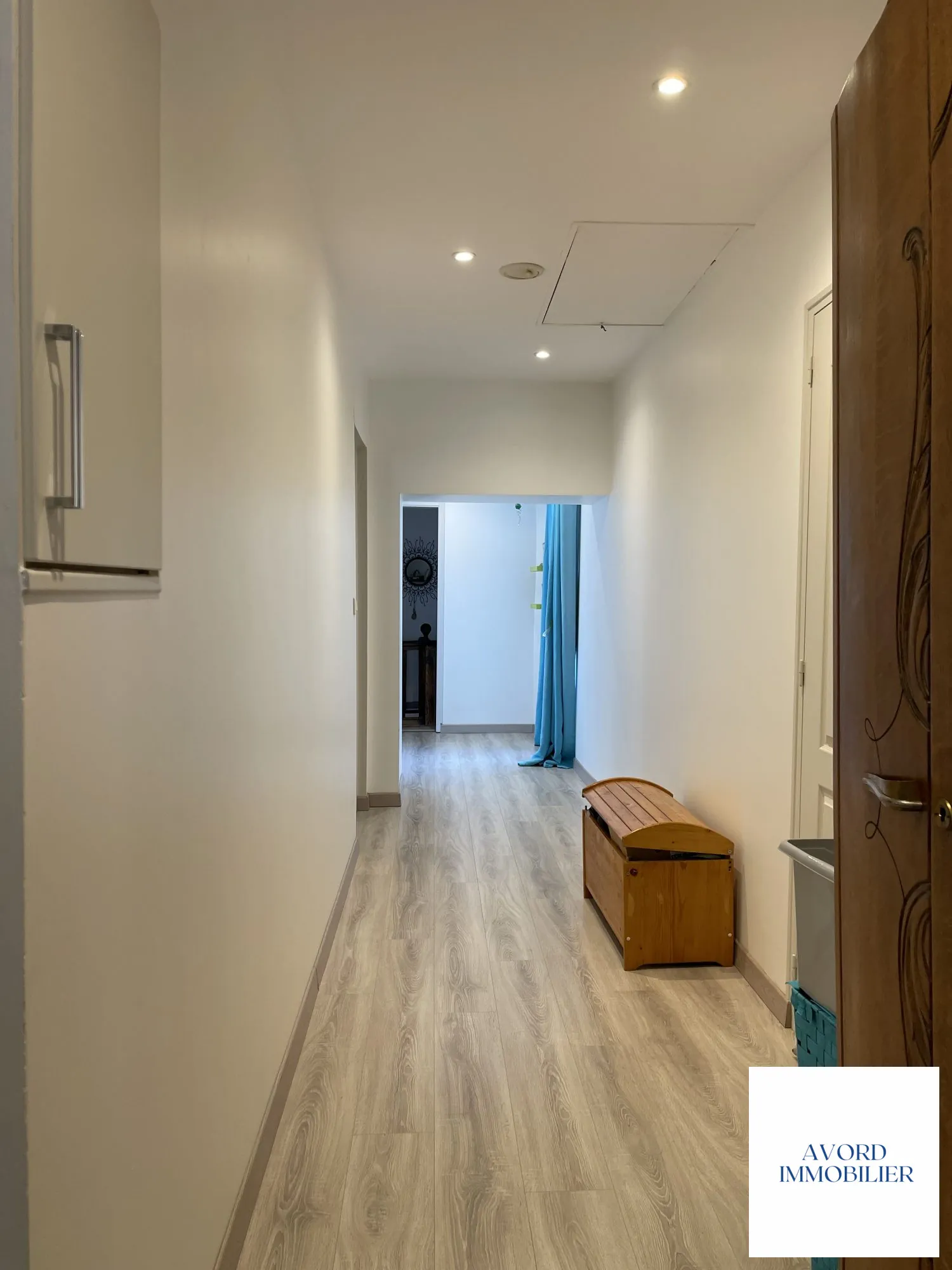 Maison à vendre à VILLEQUIERS avec garage et jardin - Charme du XIXe siècle 