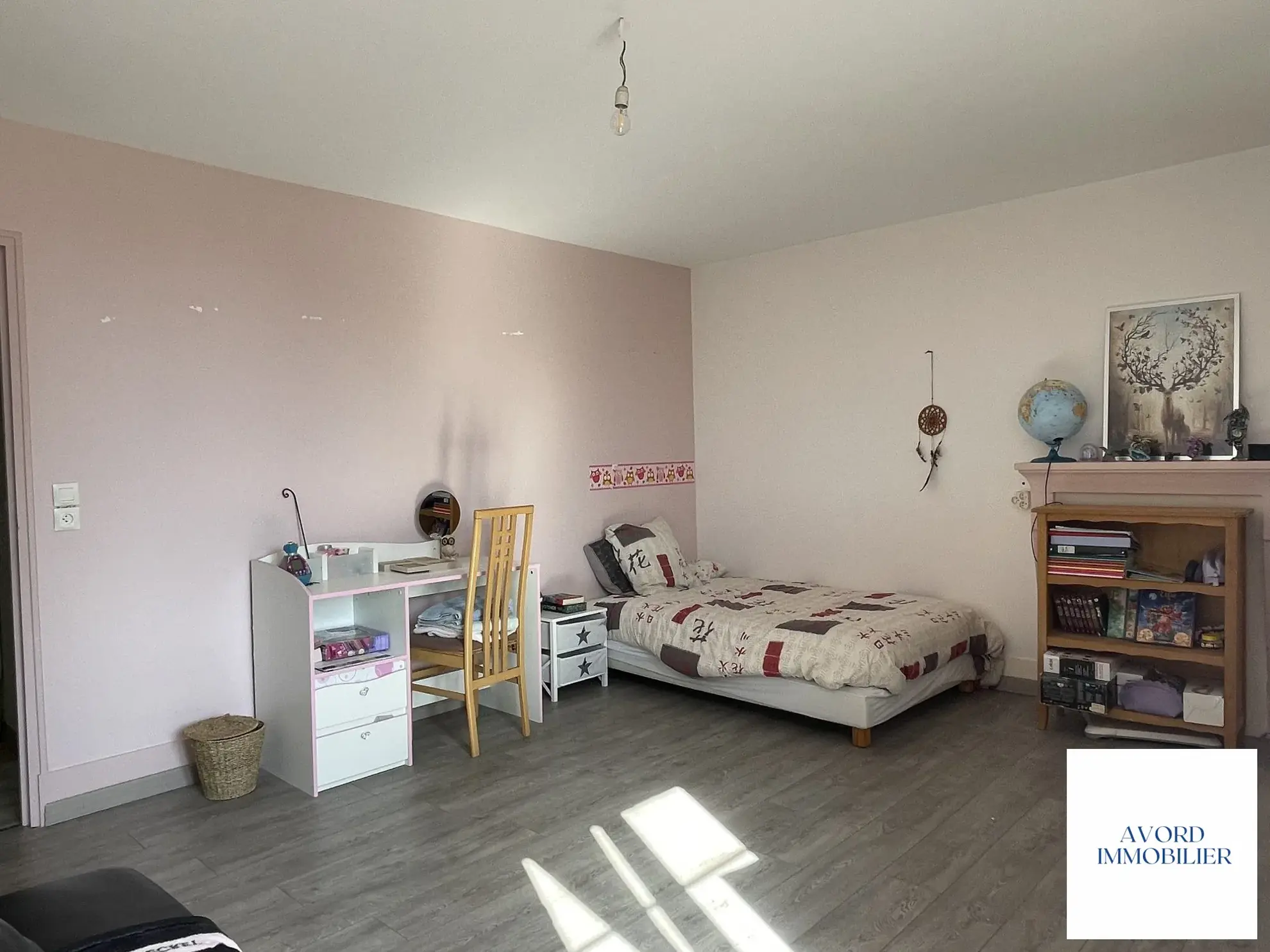 Maison à vendre à VILLEQUIERS avec garage et jardin - Charme du XIXe siècle 