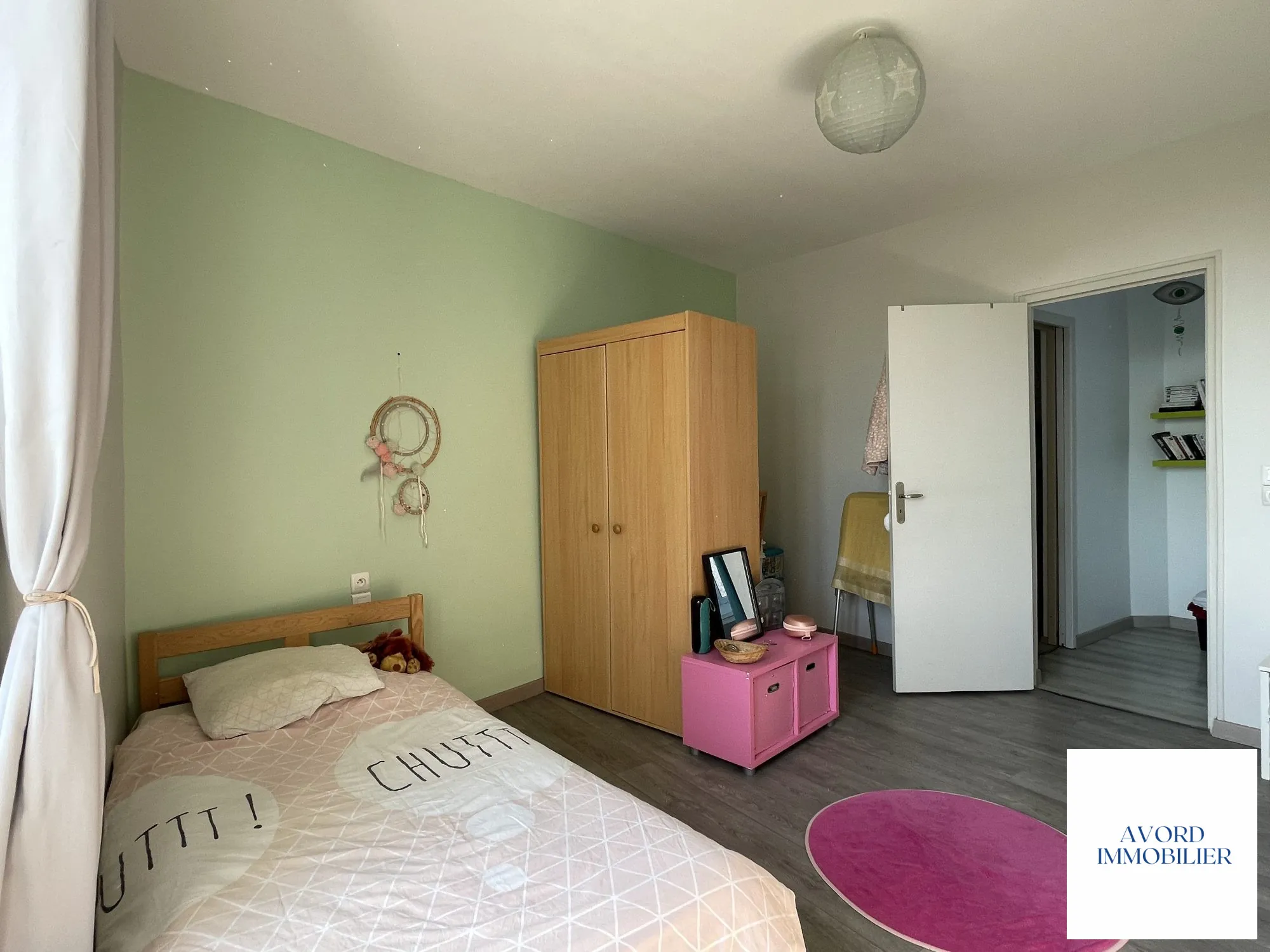 Maison à vendre à VILLEQUIERS avec garage et jardin - Charme du XIXe siècle 