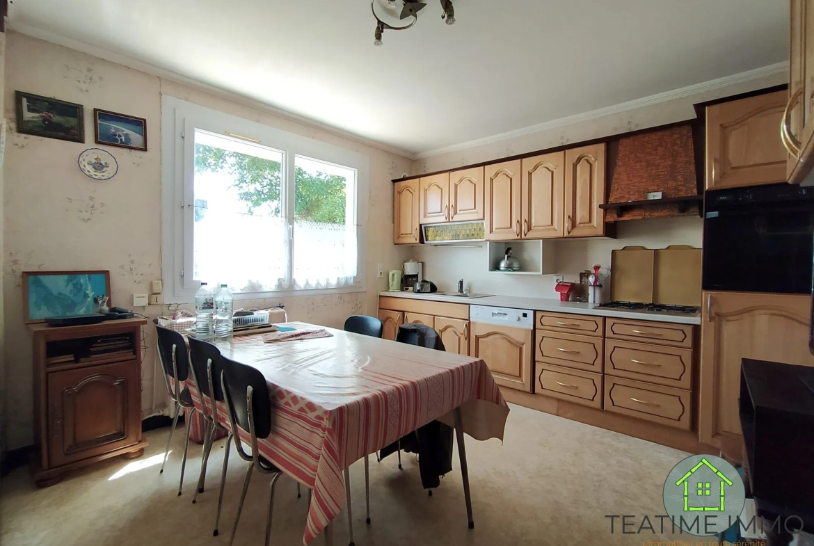 Maison individuelle à vendre à Scaer avec vue sur parc - 4 chambres, grand terrain 