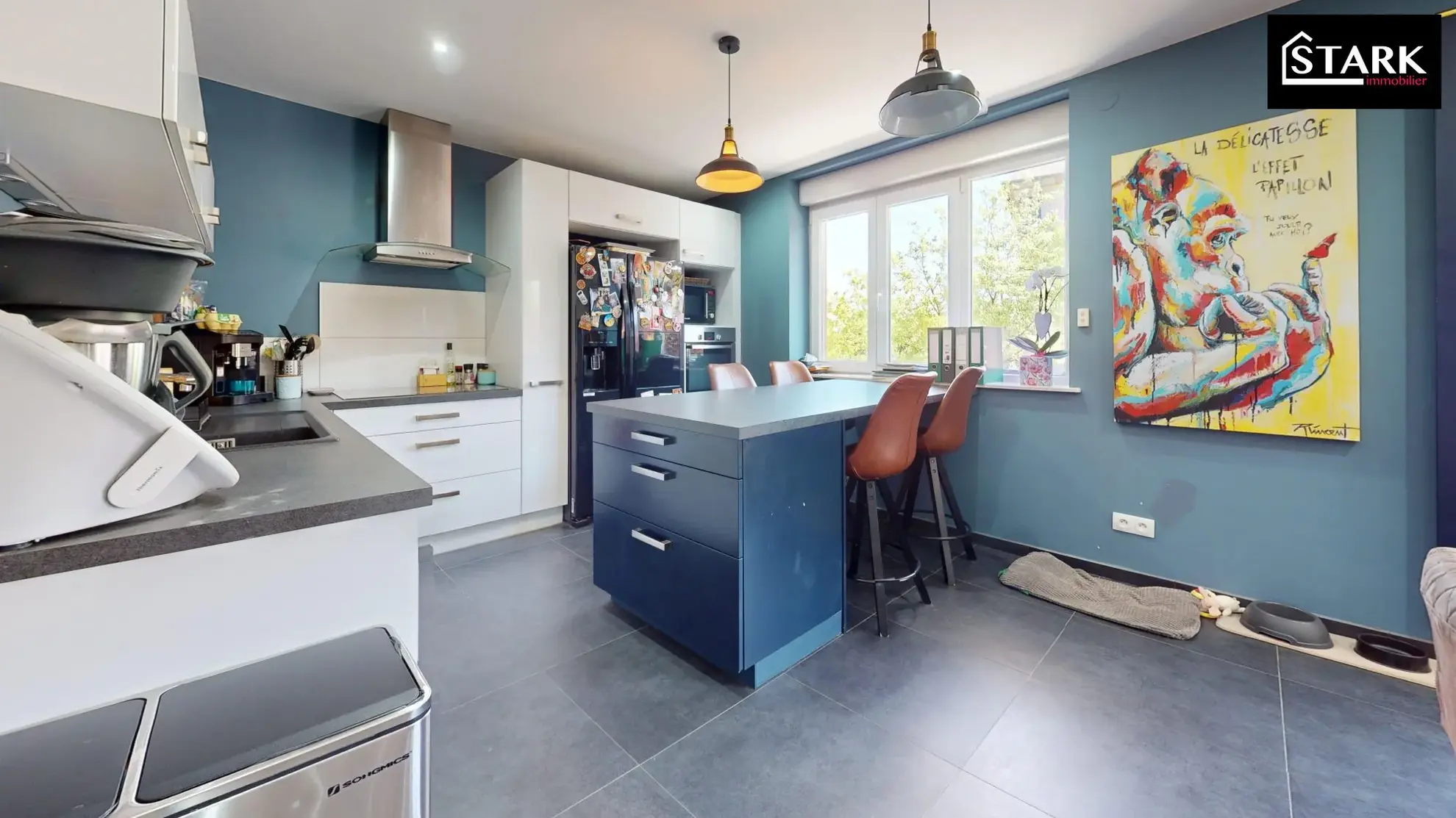 Appartement rénové de 90 m² au centre de Belfort avec balcon et parking 