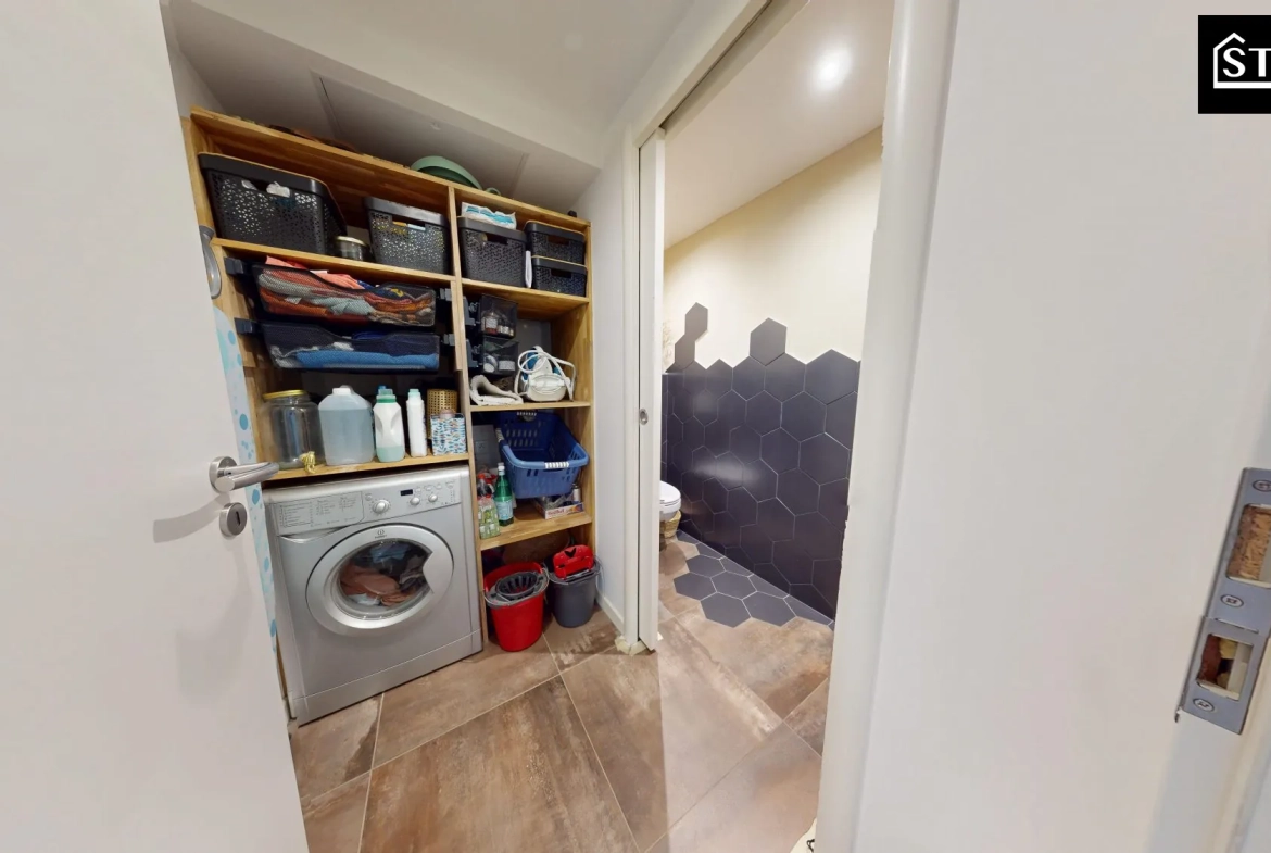 Appartement rénové de 90 m² au centre de Belfort avec balcon et parking 