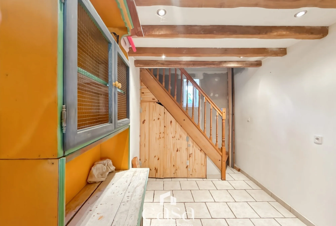 Maison en pierre de 160 m² avec 3 chambres à Le Marais-la-Chapelle 