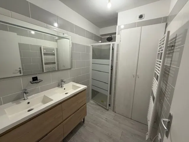 Appartement duplex à vendre au cœur de Dinan, charmant et lumineux 