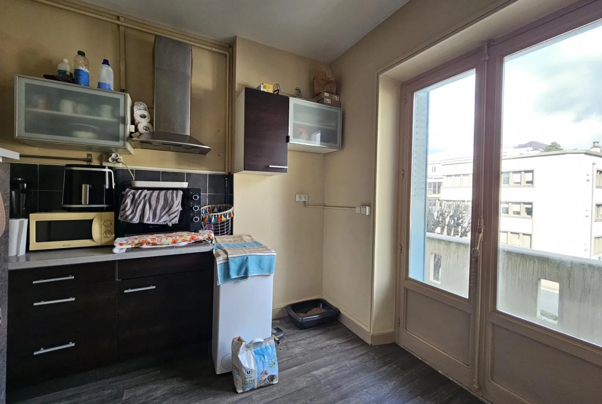 Appartement T1 bis vendu loué à Voiron, idéal investissement 