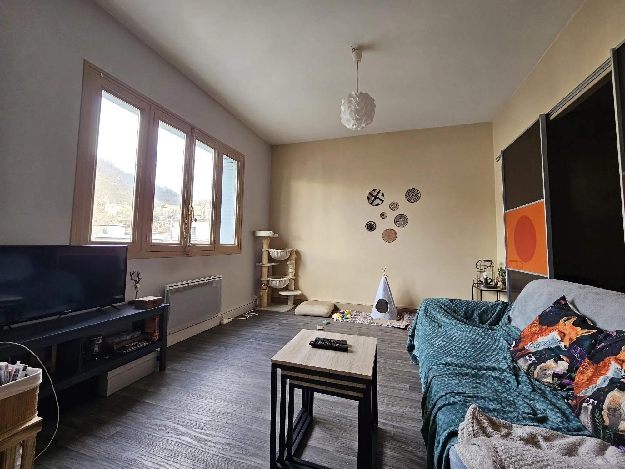 Appartement T1 bis vendu loué à Voiron, idéal investissement 