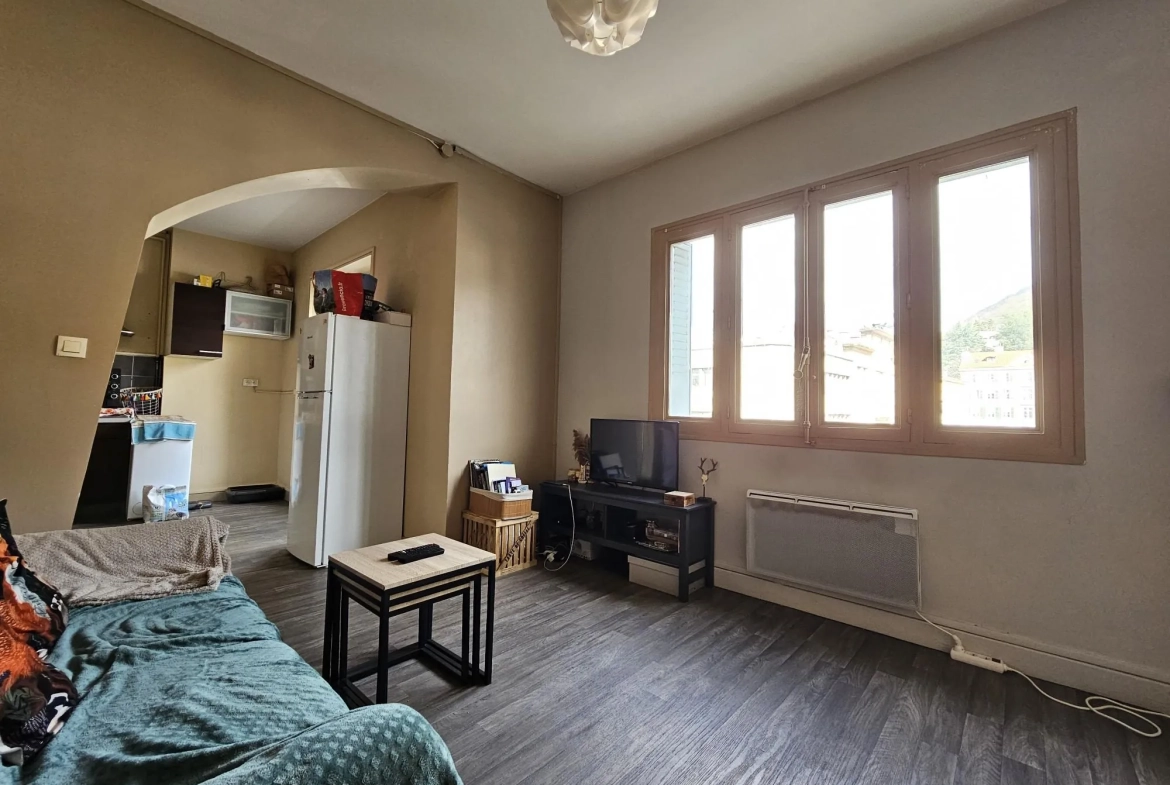 Appartement T1 bis vendu loué à Voiron, idéal investissement 