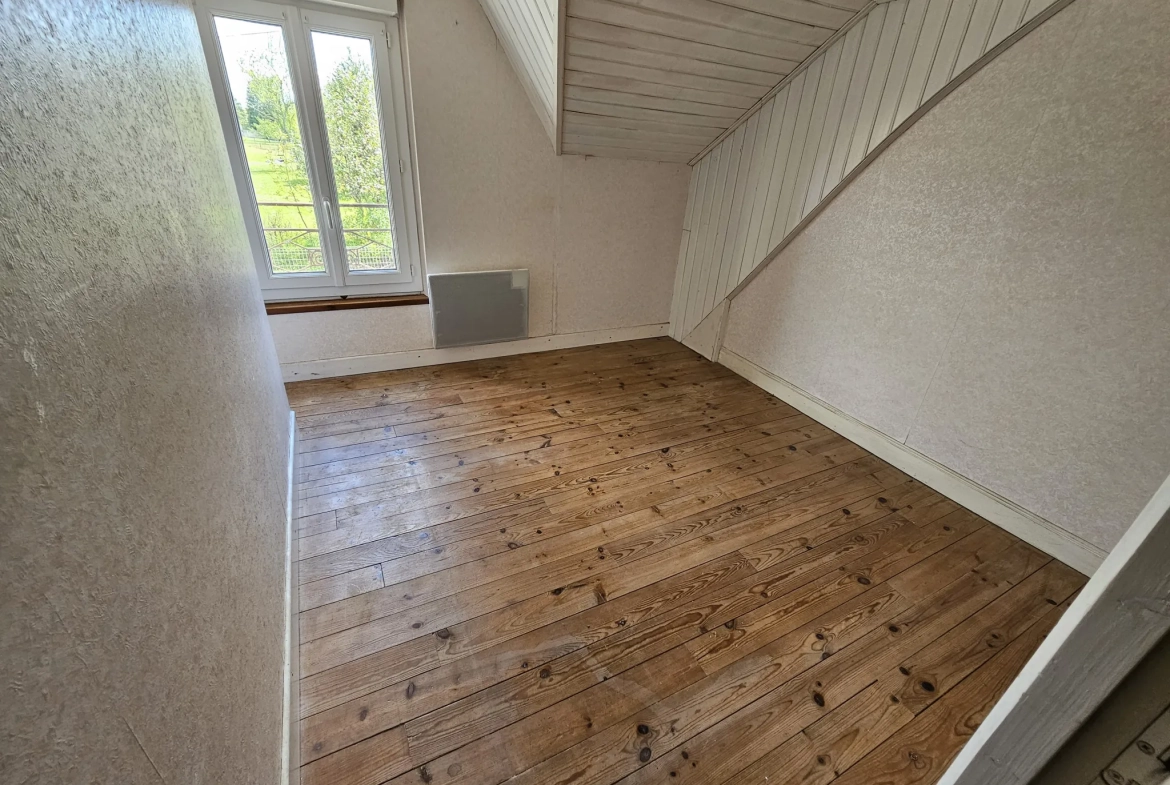 Maison individuelle à Lubersac avec jardin, terrasse et dépendance 