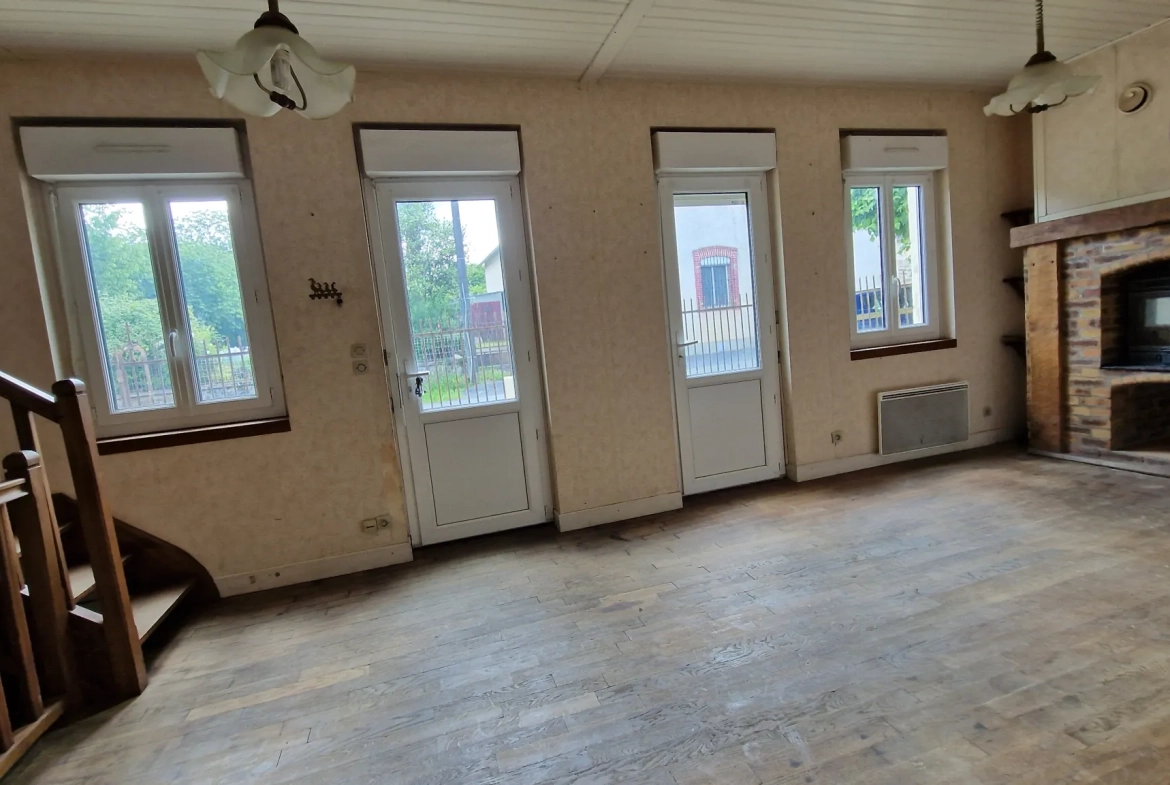 Maison individuelle à Lubersac avec jardin, terrasse et dépendance 