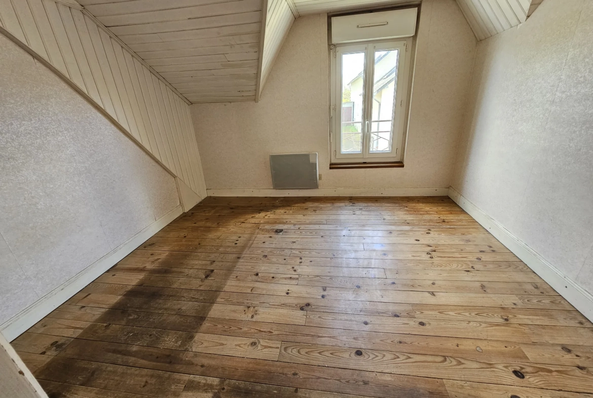Maison individuelle à Lubersac avec jardin, terrasse et dépendance 