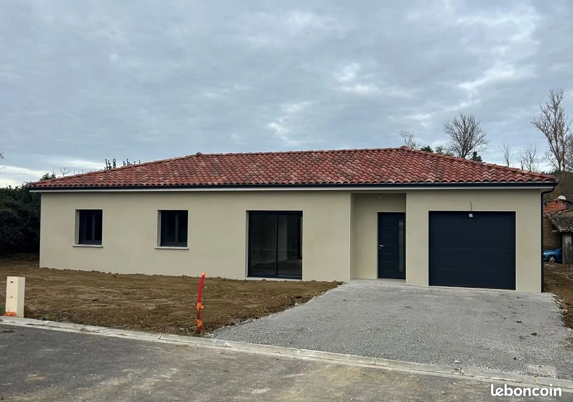 Villa neuve de 100 m² à Puygouzon avec 3 chambres et garage 