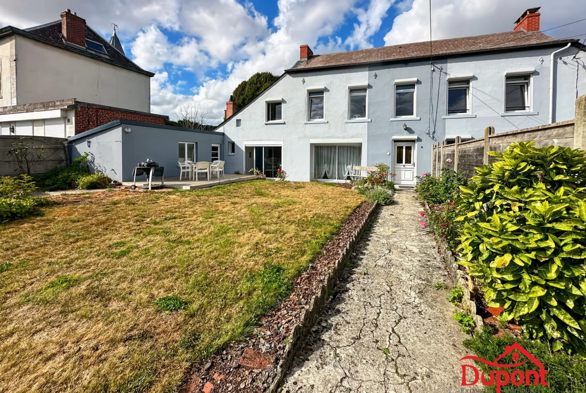 Lot de deux maisons avec jardins plein sud à Maubeuge – Investissement ou résidence familiale 