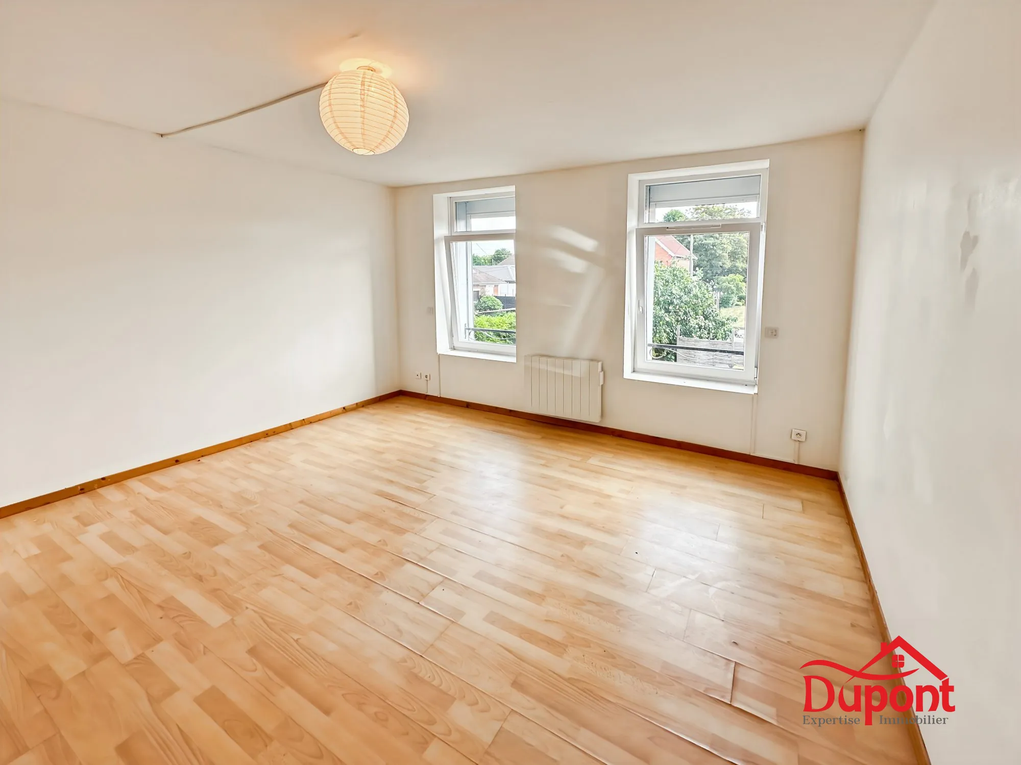 Lot de deux maisons avec jardins plein sud à Maubeuge – Investissement ou résidence familiale 