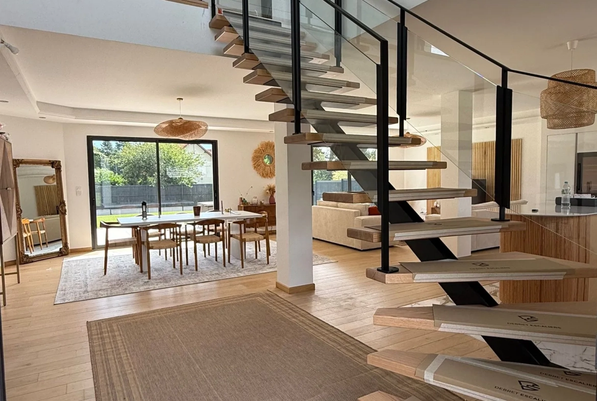 Maison neuve personnalisée de 123 m² à Saint-Rémy-en-L'eau avec 4 chambres 
