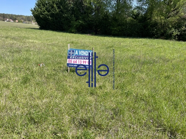 Terrain constructible de 887 m² à Trélissac, proche Périgueux